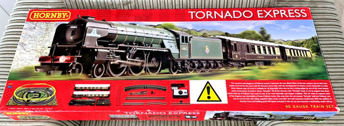 Hornby gauge r1225 tornado - gauge,